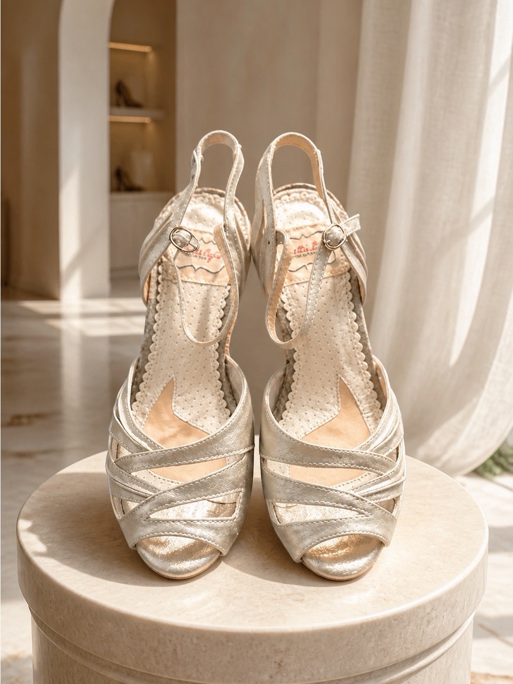NWB Metallic Cream Slingback Peep-Toe Heels with Ankle Buckle-Vintage Look 8